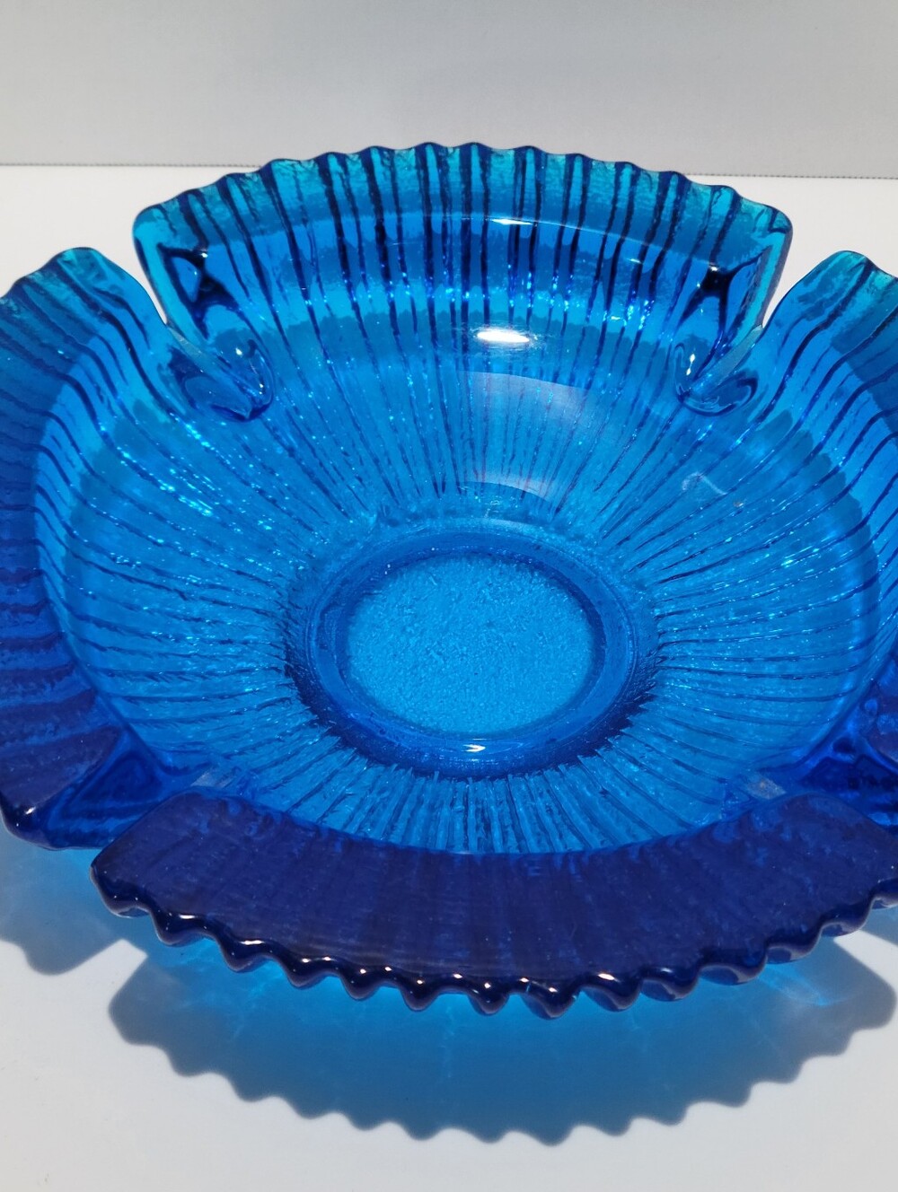Blenko Cobalt Blue Glass 624 MCM Sunburst Heavy Art Glass Ashtray EUC